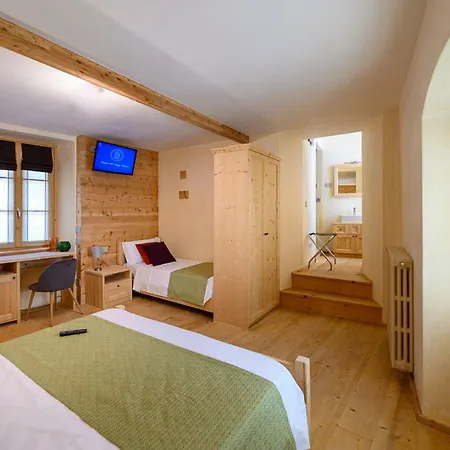 Antica Residenza Centro Storico Bed & Breakfast Tirano