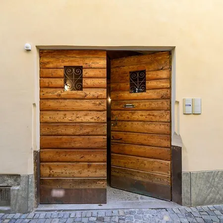 Antica Residenza Centro Storico Tirano