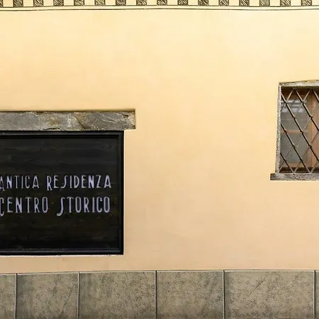 Bed & Breakfast Antica Residenza Centro Storico 3*