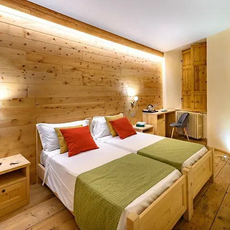 Antica Residenza Centro Storico Bed and breakfast Tirano