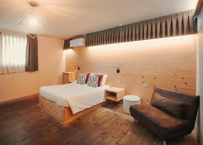 Antica Residenza Centro Storico 3* Tirano