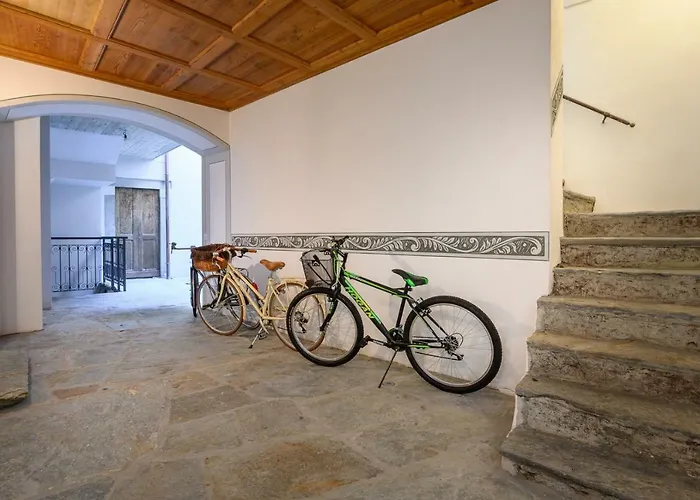Antica Residenza Centro Storico 3* Tirano
