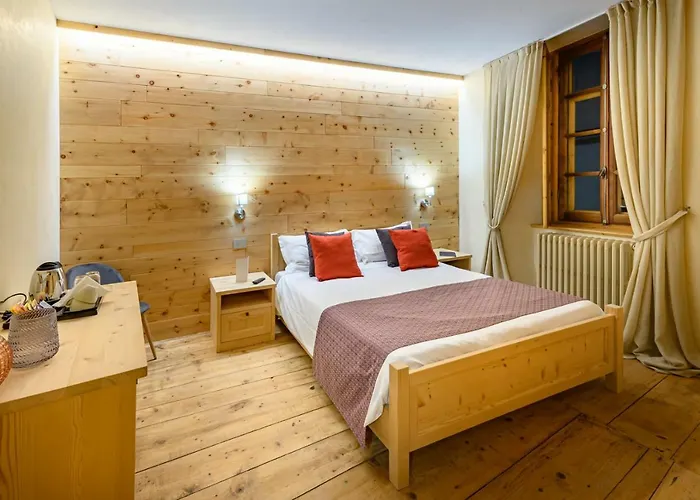 Antica Residenza Centro Storico Nocleg ze śniadaniem Tirano